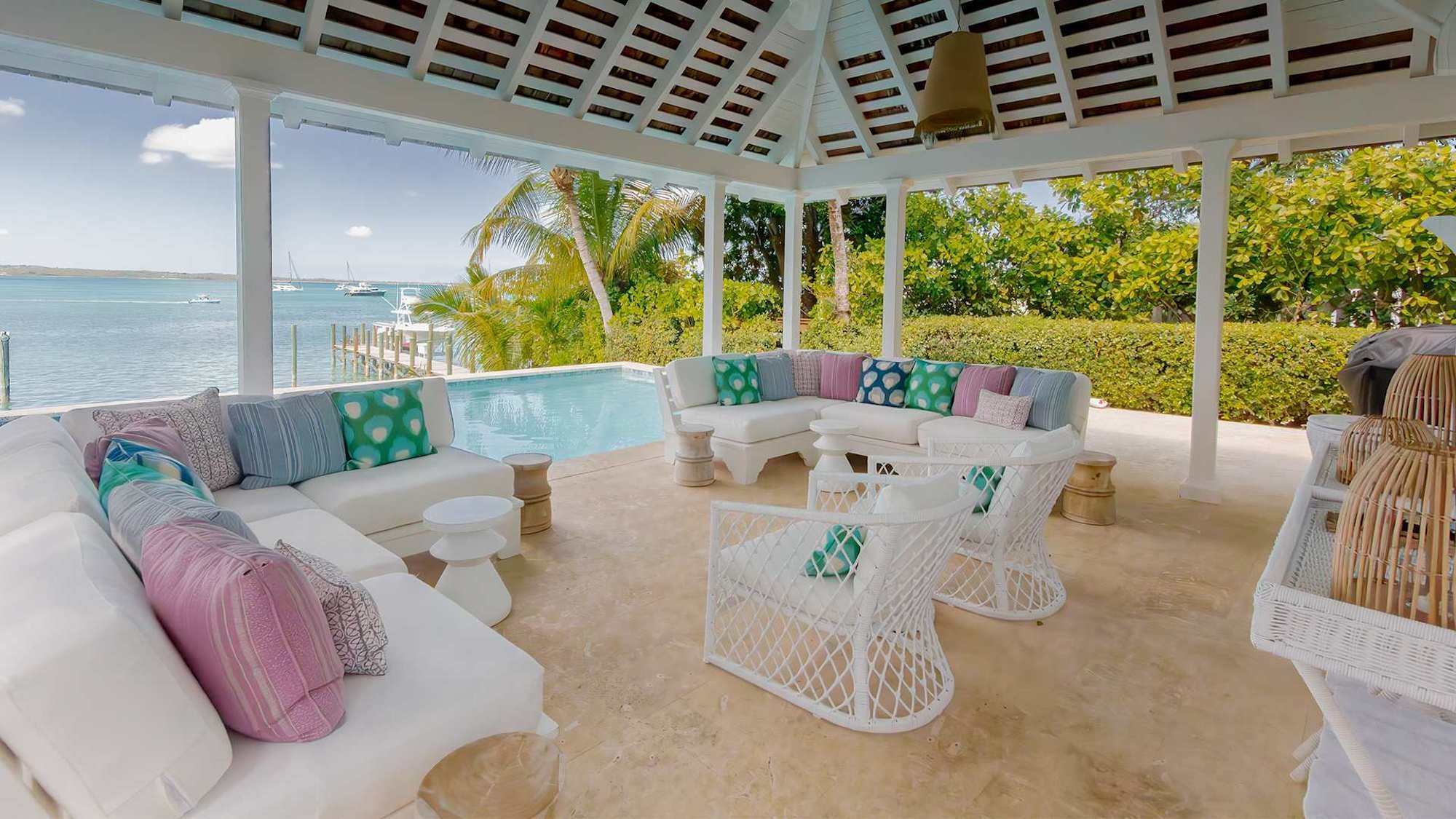 Harbour View cabana lounge, Harbour Island