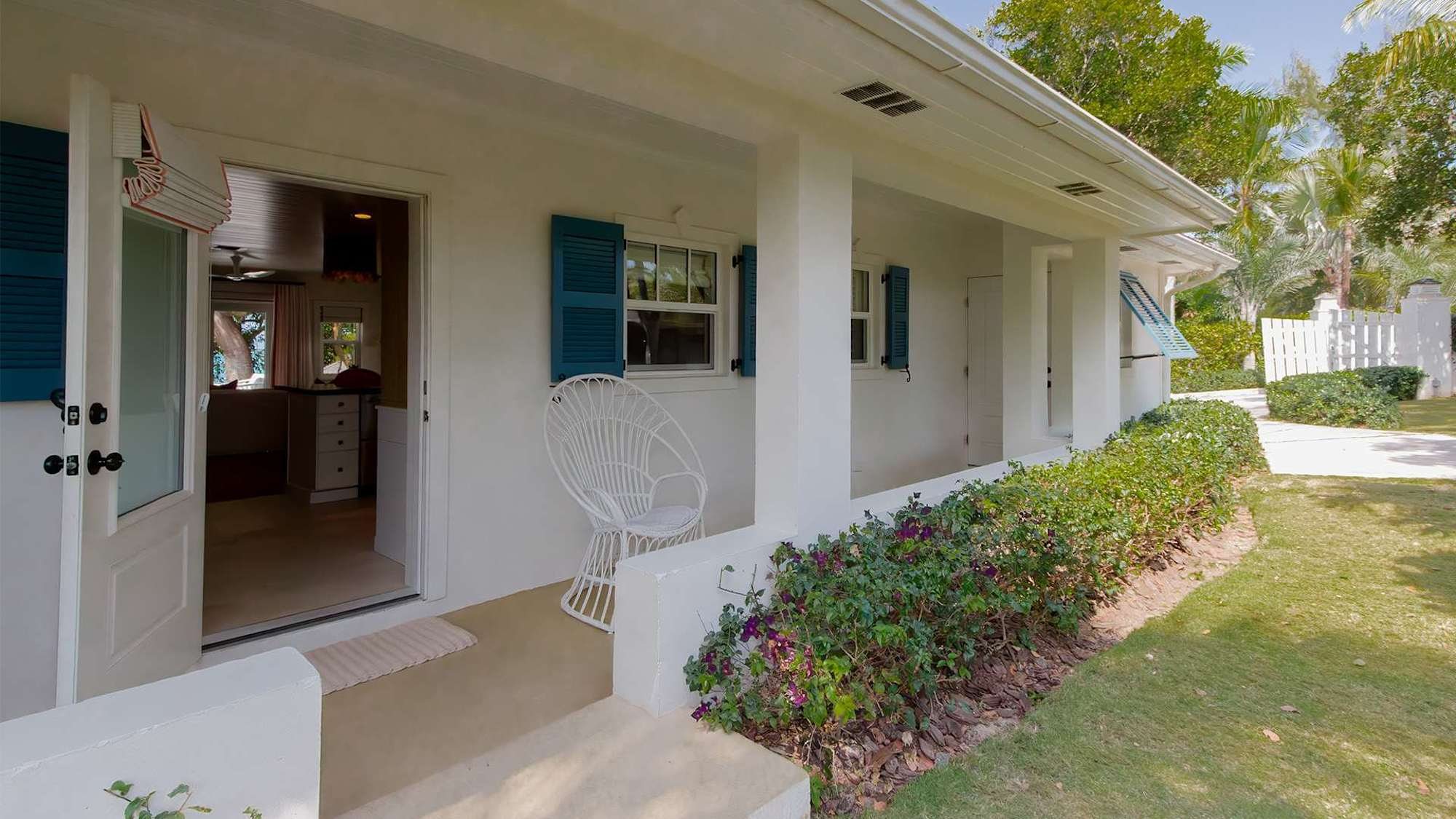 Harbour View cottage veranda, Harbour Island